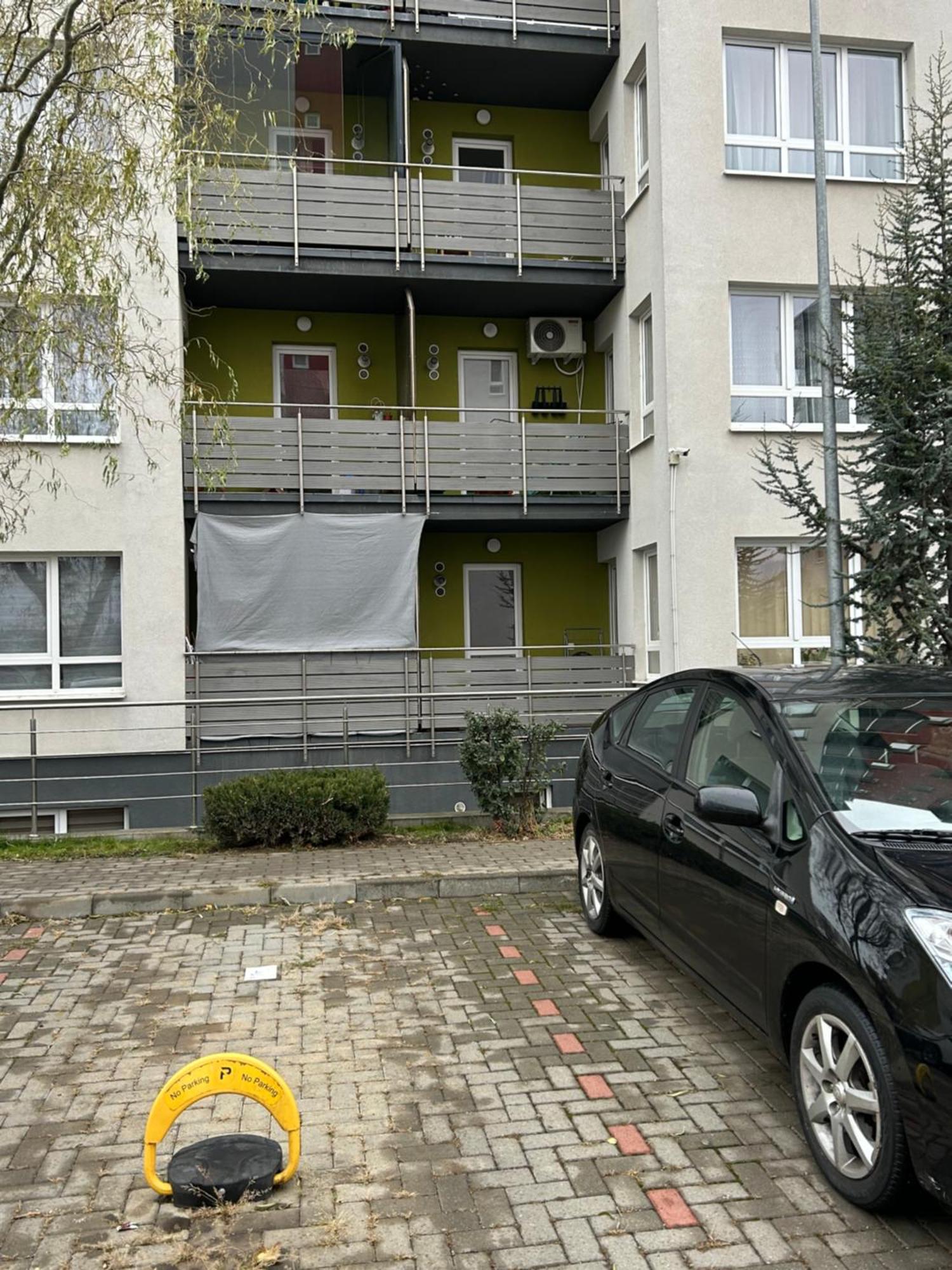 One Rent *
